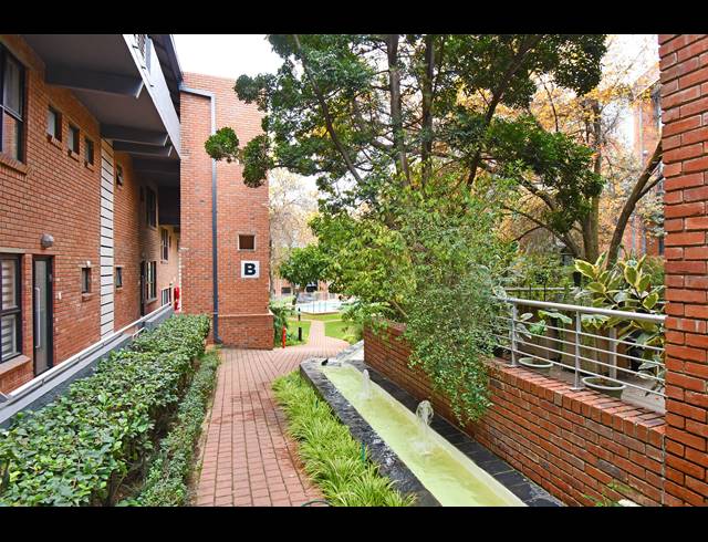 2 BEDROOM APARTMENT TO LET IN ATHOLL